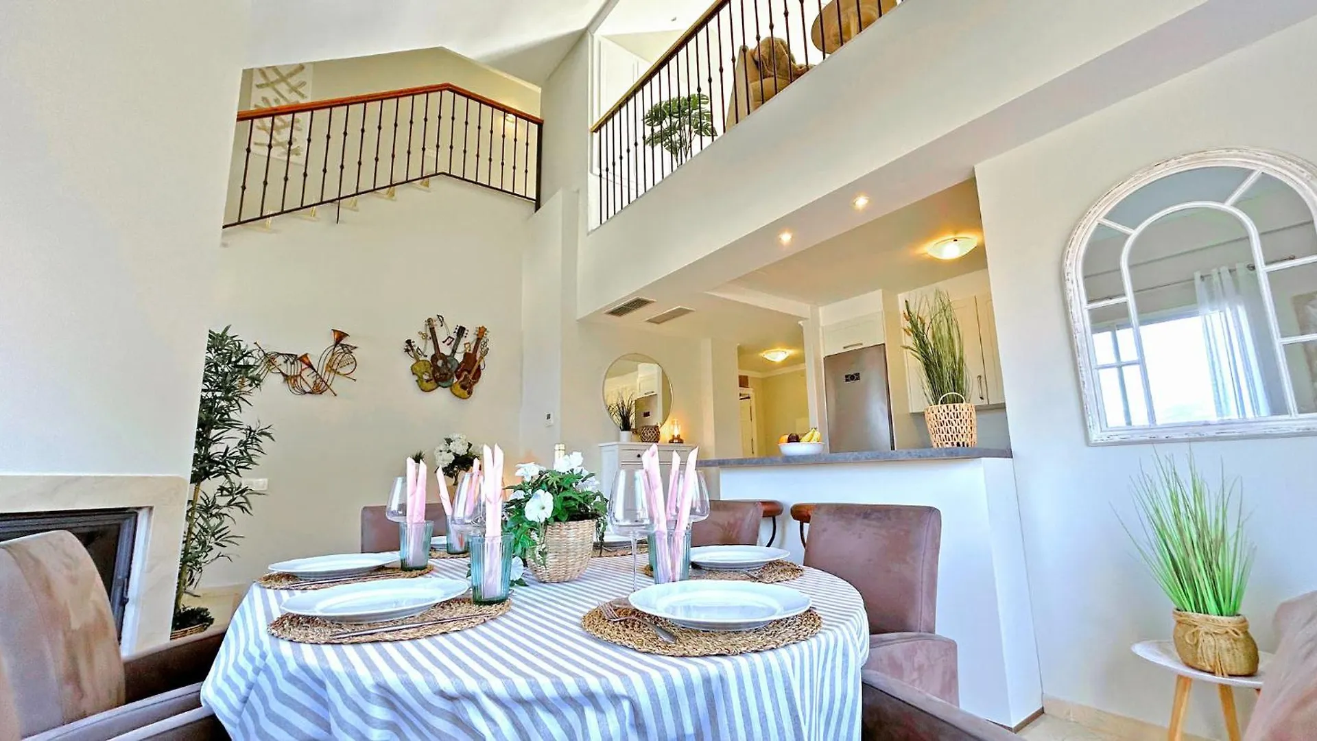 Luxurious 3 Bedroom Penthouse - Duquesa Fairways Manilva